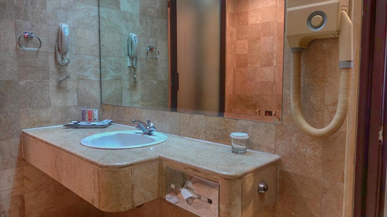 Executive Twin Room,1296822238:JPEG